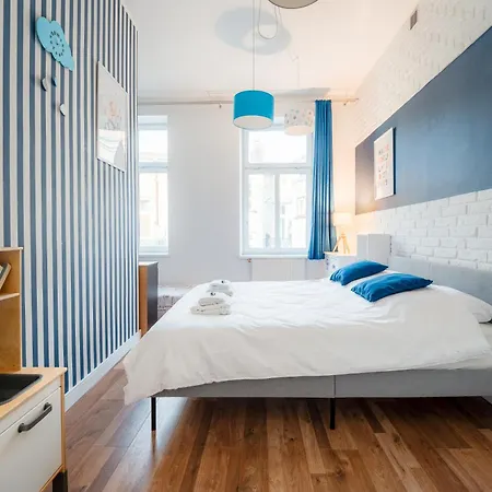 Apartment By Cathedral