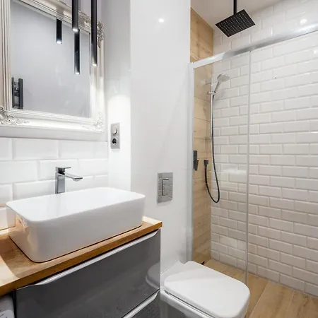 Apartment By Cathedral Breakfast Inclusive *